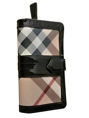 Burberry Nova Check Poppy Ziparound Long Wallet - Authentic - GUC